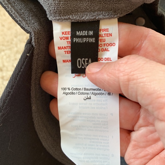 Mercedes petronas hat with embroidered signature - Picture 6 of 7